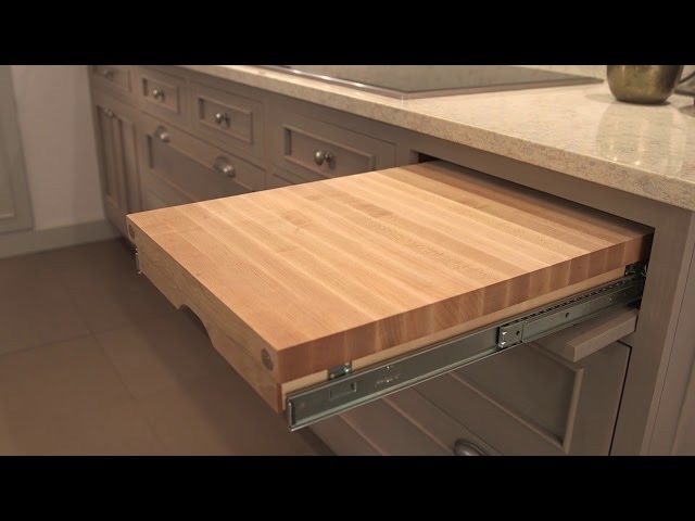 The Pull-Out Cutting Board: A Common Feature