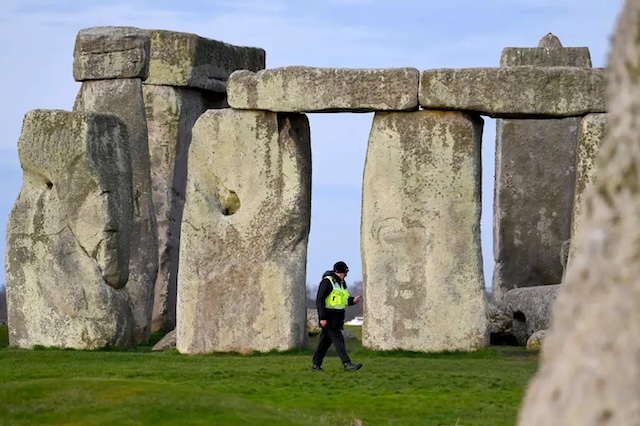 From Private to Public: The Donation of Stonehenge to the British Government