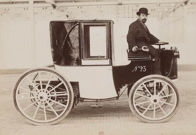 The Evolution of Electric Vehicles: A Journey Through Time