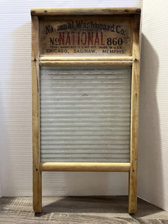 The Birth of the Vintage Washboard: Humble Beginnings