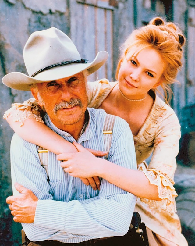 Diane Lane and Robert Duvall captured a candid moment, embodying the perfect dynamic of mentor and protégé in "Lonesome Dove."