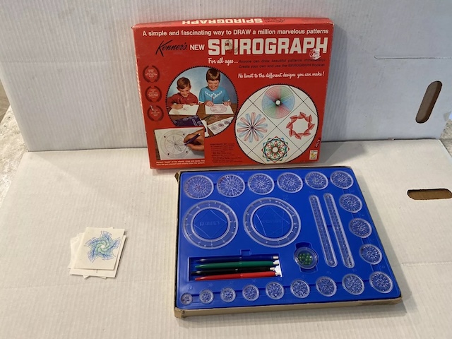 Draw beautiful patterns instantly with the vintage Spirograph – who still has theirs?