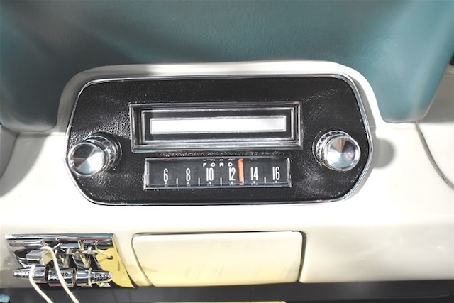 Back when finding your favorite station was an art – the vintage Mustang radio