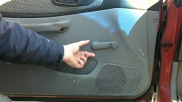 A routine gesture for drivers in the past, making every window adjustment a mini workout