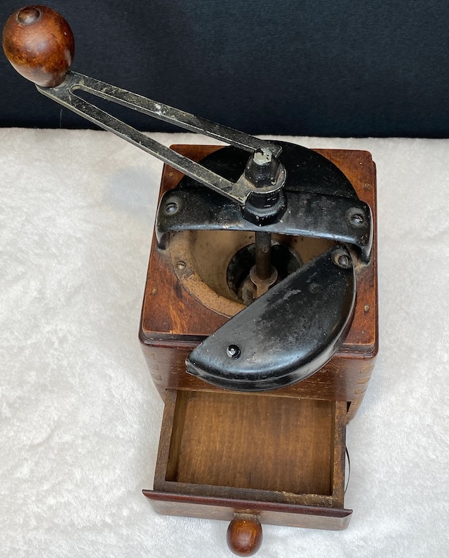 Every crank of the handle brought people one step closer to the perfect cup. This vintage grinder shows us the art of coffee-making from another era