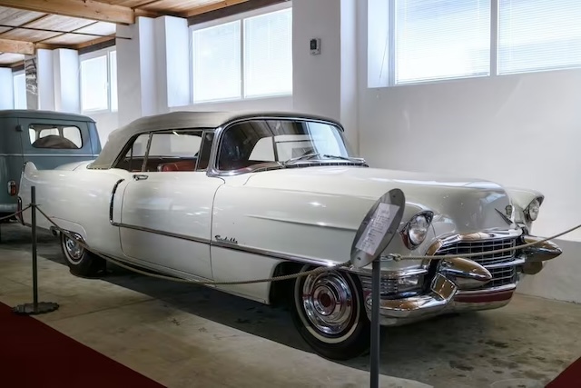 The sleek and stylish 1954 Cadillac Series 62 Convertible, gifted to Marilyn by comedian Jack Benny, showcasing her penchant for elegance