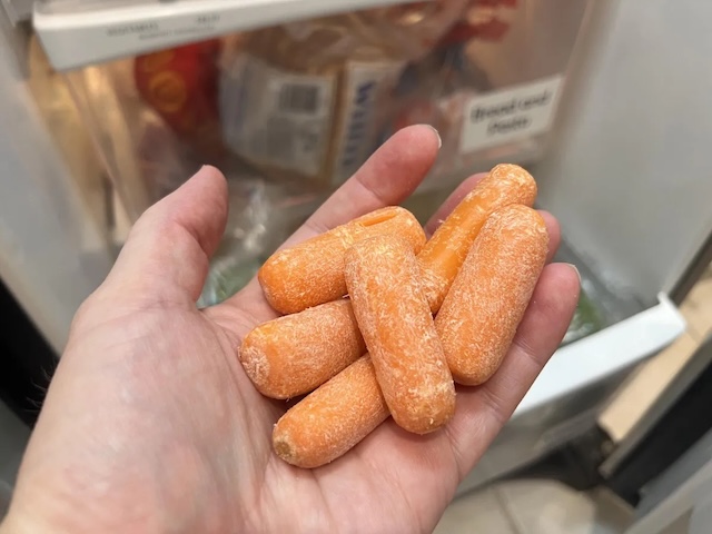 A handful of organic baby carrots suspected of causing E. coli infections. Consumers are advised to discard any similar products immediately