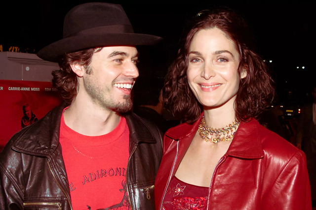 A Glimpse Into Her Personal Life: Steven Roy and Carrie-Anne Moss Were Spotted Together in Los Angeles in November 2000.