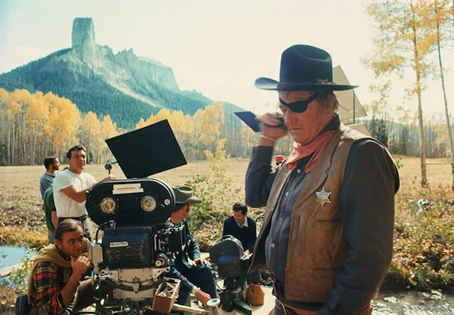 Behind the Scenes: John Wayne On The Set Of TRUE GRIT