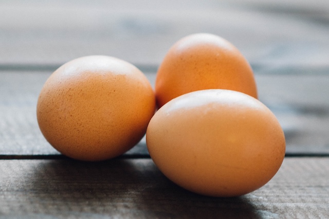 The answer is as simple as these three eggs – but only if you think logically!