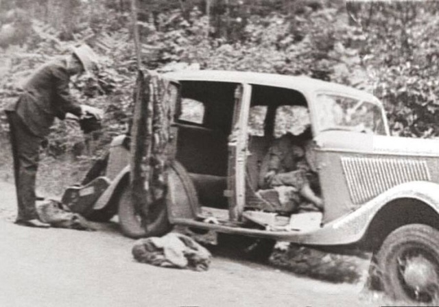 Bonnie and Clyde's car moments after the fatal ambush