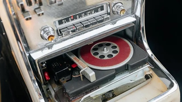 The 'Highway Hi-Fi,' the first in-car record player, was revolutionary