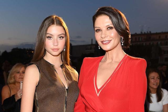 Catherine Zeta-Jones made headlines when she appeared with her 18-year-old daughter at an event, captivating everyone with their stunning presence