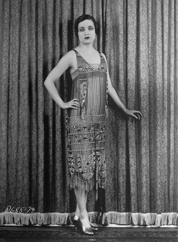 As the silent film era flourished, Alice Joyce became one of the first Hollywood actresses to embody a new kind of beauty—softer, yet still graceful.