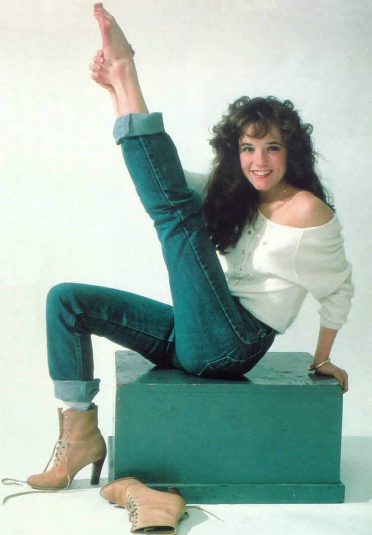 A playful and confident Lea shows the charm and vitality that helped her transition seamlessly from ballet to the big screen.