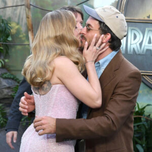 Scarlett Johansson’s Shocking Kiss With Co-Star Has Fans Asking: What’s Really Going On?