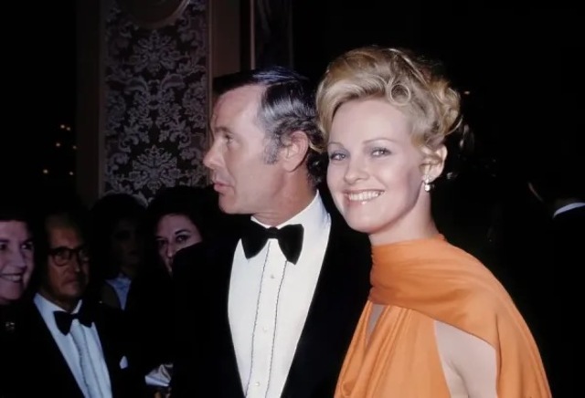 A true star of the 1970s, Angel lighting up the red carpet with elegance and sophistication.