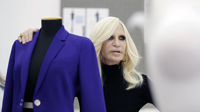 After her brother Gianni’s tragic passing, the brand could have faded. Instead, she infused it with her signature vision