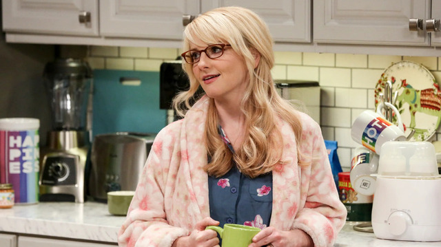 In 2009, Rauch landed a recurring role on CBS’s The Big Bang Theory as Bernadette, the sweet yet surprisingly assertive girlfriend of Howard Wolowitz.
