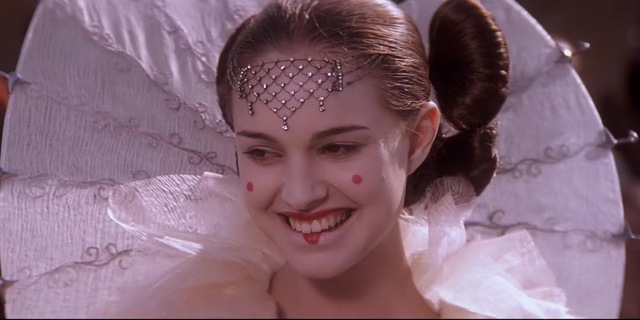 Portman’s performance grounded the film, adding emotional weight to even the most exposition-heavy scenes. 