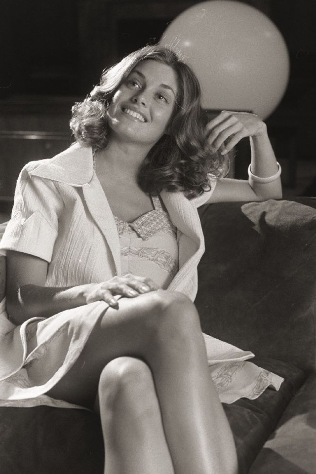 Rather than clinging to the spotlight, she prioritized personal well-being and the quieter joys of life.