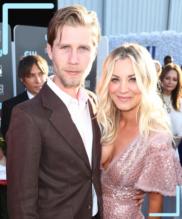 She later married equestrian Karl Cook in 2018, a relationship that, like her previous one, was widely publicized