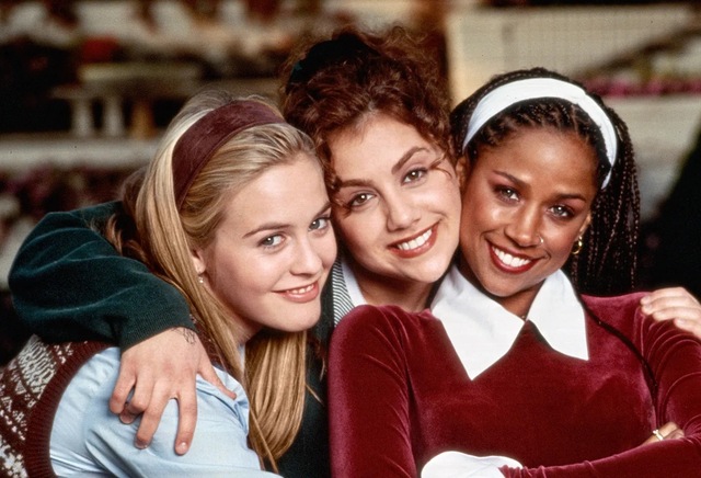 While many teen comedies of the time relied on the clichéd rich girl stereotype, Clueless turned that trope on its head