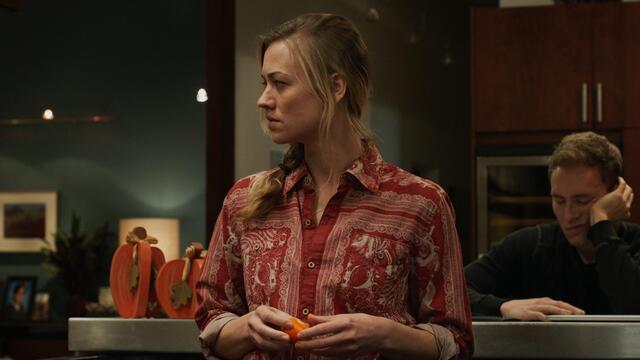 In addition to her television success, Yvonne Strahovski has found steady work in film. She appeared in The Predator(2018),