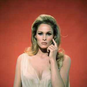 The Swiss Beauty Who Shook Hollywood: Ursula Andress’ Untold Story of Power, Mystery, and Timeless Allure