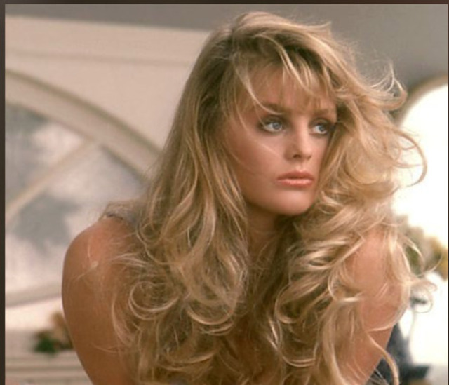 A moment of beauty captured: Simone Eden, blending timeless allure with a new generation of glamour.