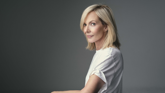 After conquering television, Janney seamlessly transitioned to the silver screen