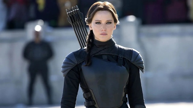 In 2012, Jennifer Lawrence’s global fame was cemented when she was cast as the iconic character Katniss Everdeen in The Hunger Games film serie