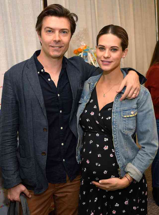 In 2016, she married actor Noah Bean, whom she met on the set of Nikita.