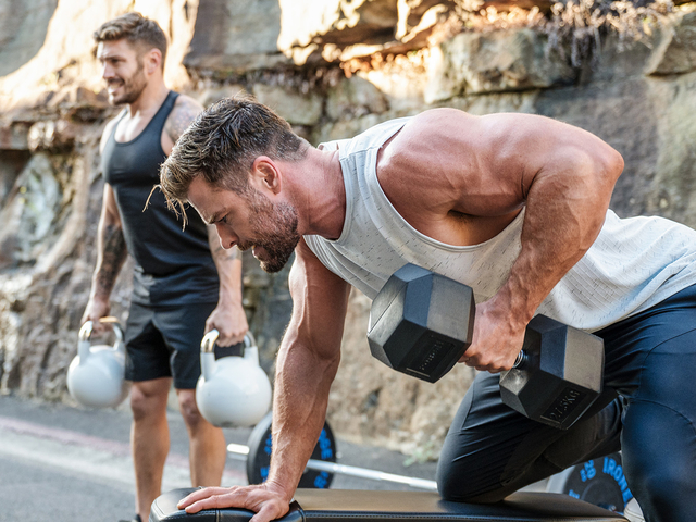 The physical transformation Hemsworth underwent for this role is a striking example of physical storytelling