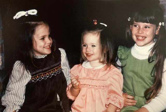 While Jennifer’s career eventually took her into the public eye, her sisters chose a quieter, more private life.