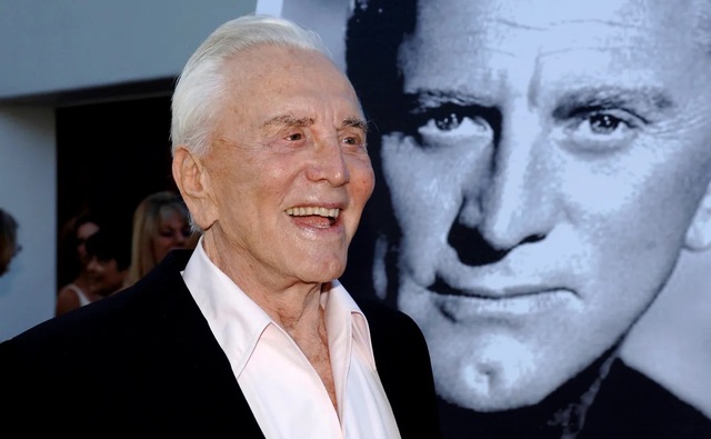 He Didn’t Just Dominate Hollywood—Kirk Douglas Redefined What a Legend Could Be
