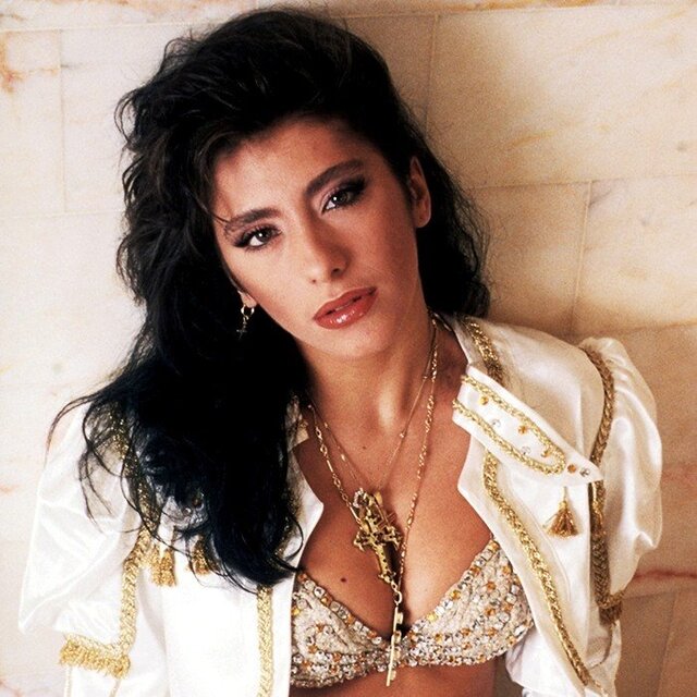 One of the most remarkable aspects of Sabrina Salerno’s story is the stability of her personal life amidst the turbulence of fame.