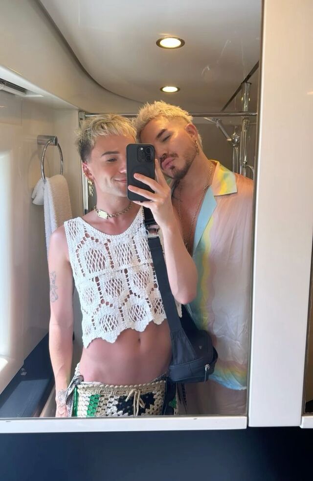 The digital reset, without any explanation or public commentary, shows Lambert’s desire to handle this transition quietly and with grace