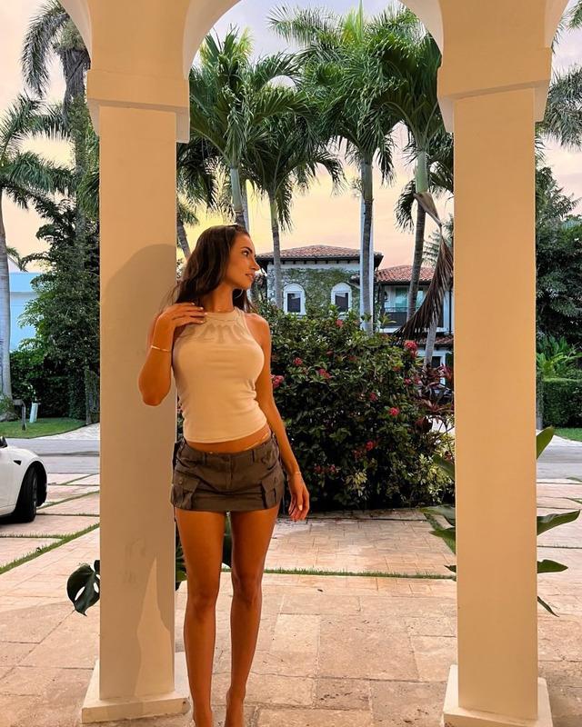 Anna mentors emerging talents, particularly those from underrepresented backgrounds, ensuring they have the tools and the networks to succeed.