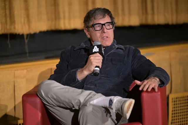 Director David O. Russell keeps the spotlight firmly on character identity rather than cinematic spectacle