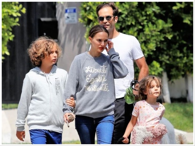 Aleph and Amalia: Natalie Portman’s fiercely protected bilingual household.