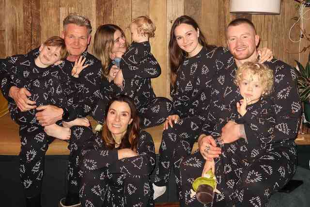 Gordon and Tana are already parents to a diverse group of six: Megan (27), twins Holly and Jack (25), Tilly (23), Oscar (6), and baby Jesse (1).